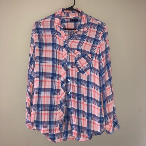 GAP Tops - 🦋 4/$25 Coral, blue & white gap flannel GAP Tops - 🦋 4/$25 Coral, blue & white gap flannel